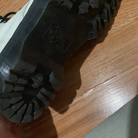 Dr martens white platforms boots very good condition - Picture 6 of 6